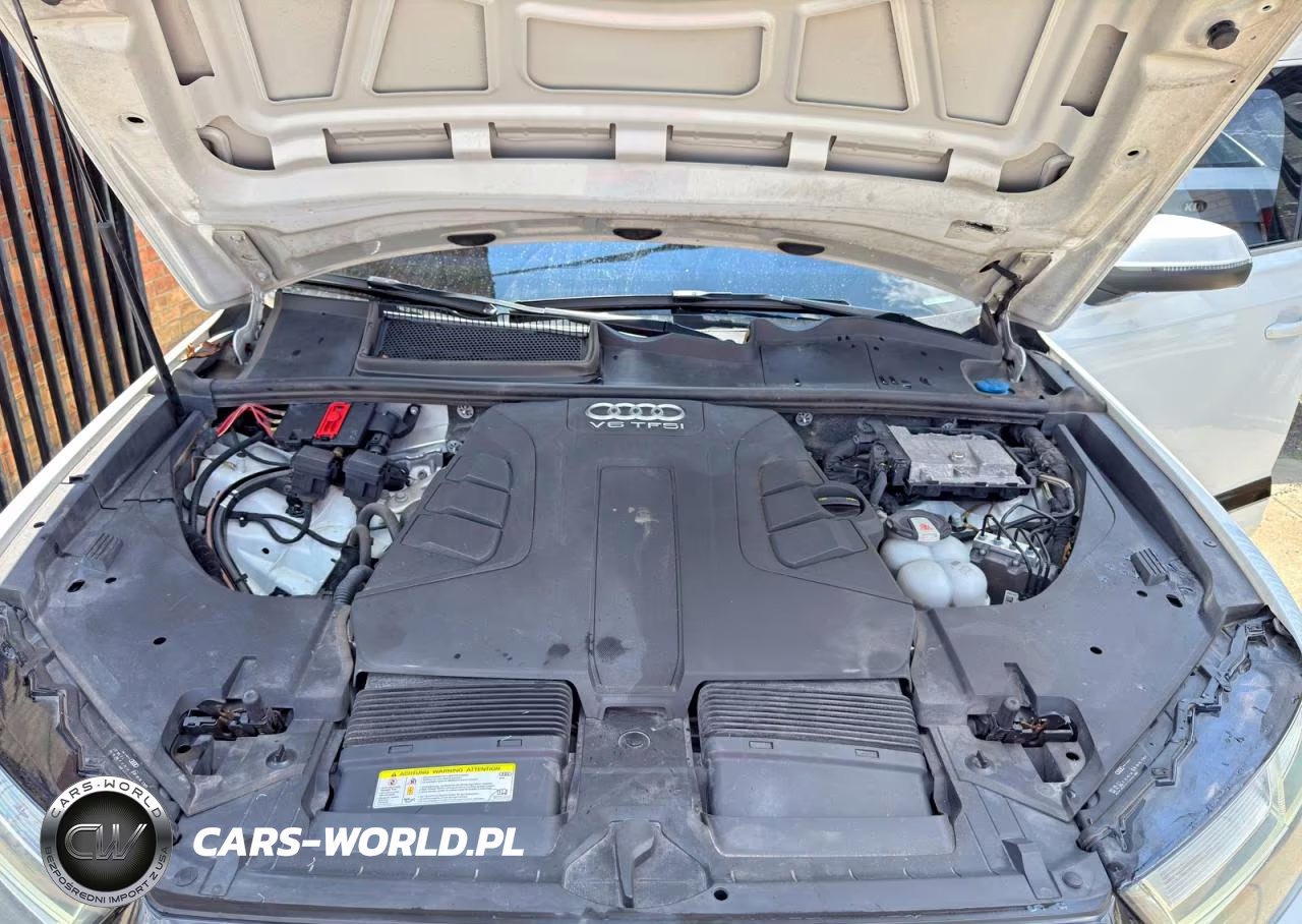2018 Audi Q7 Prestige VIN:WA1VAAF7XJD023271 - 7