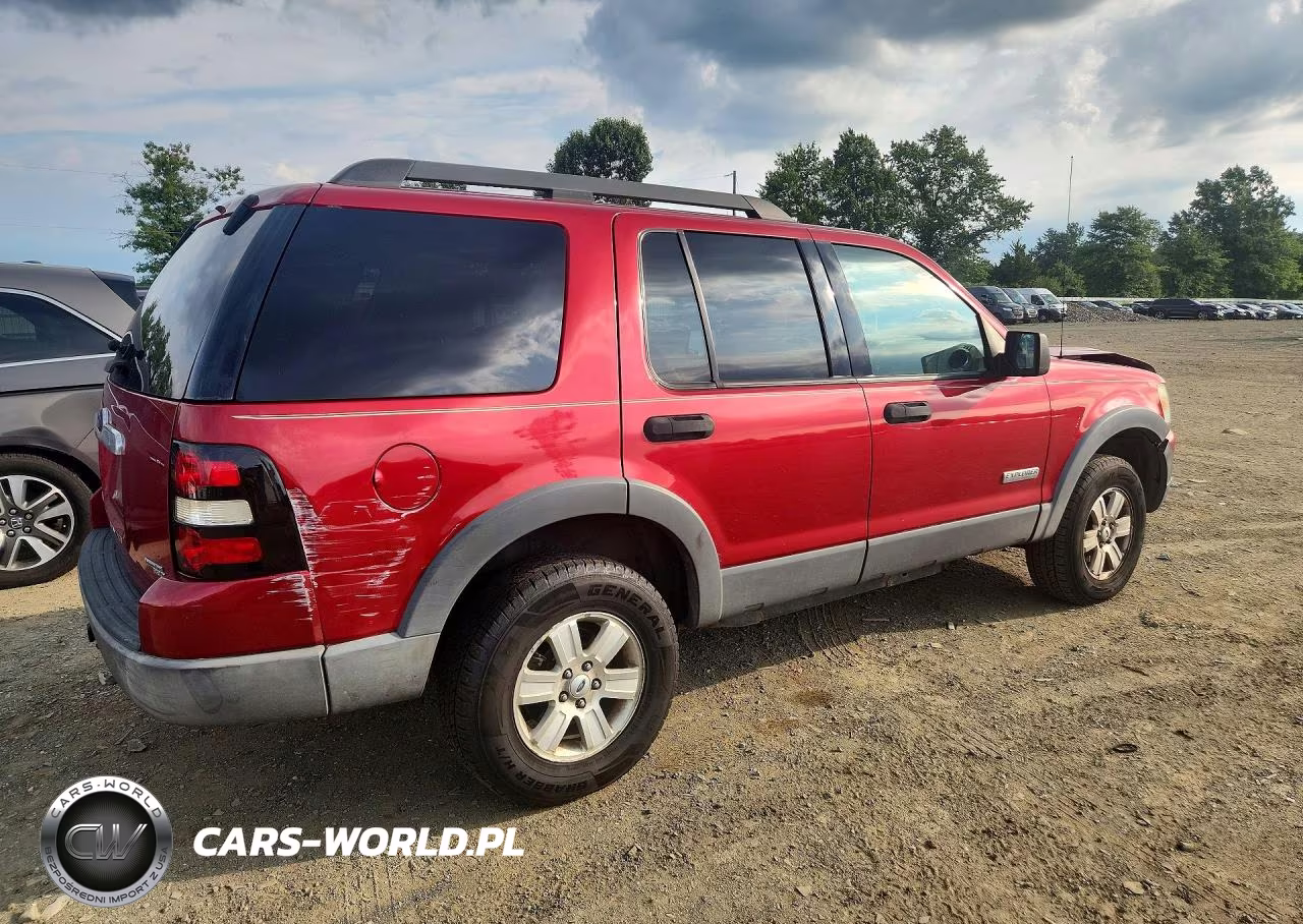 2006 Ford Explorer Xlt VIN:1FMEU73E26UA64600 - 3