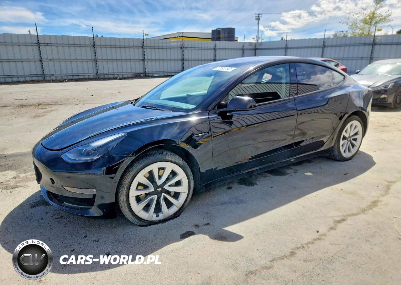 2022 Tesla Model 3 – zdjęcie 1 z 12