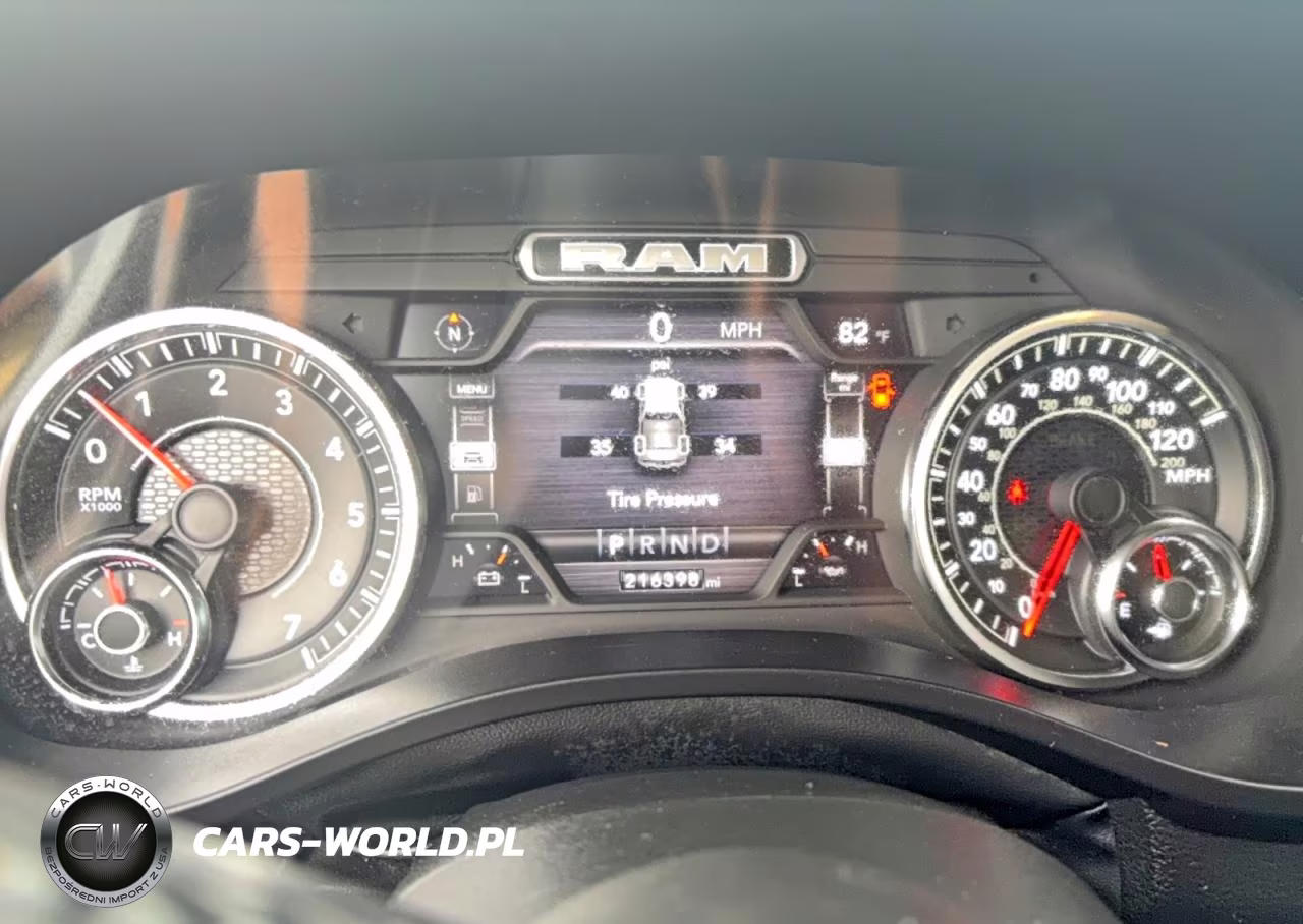 2023 Ram 1500 Laramie VIN:1C6SRFRT2PN574313 - 8