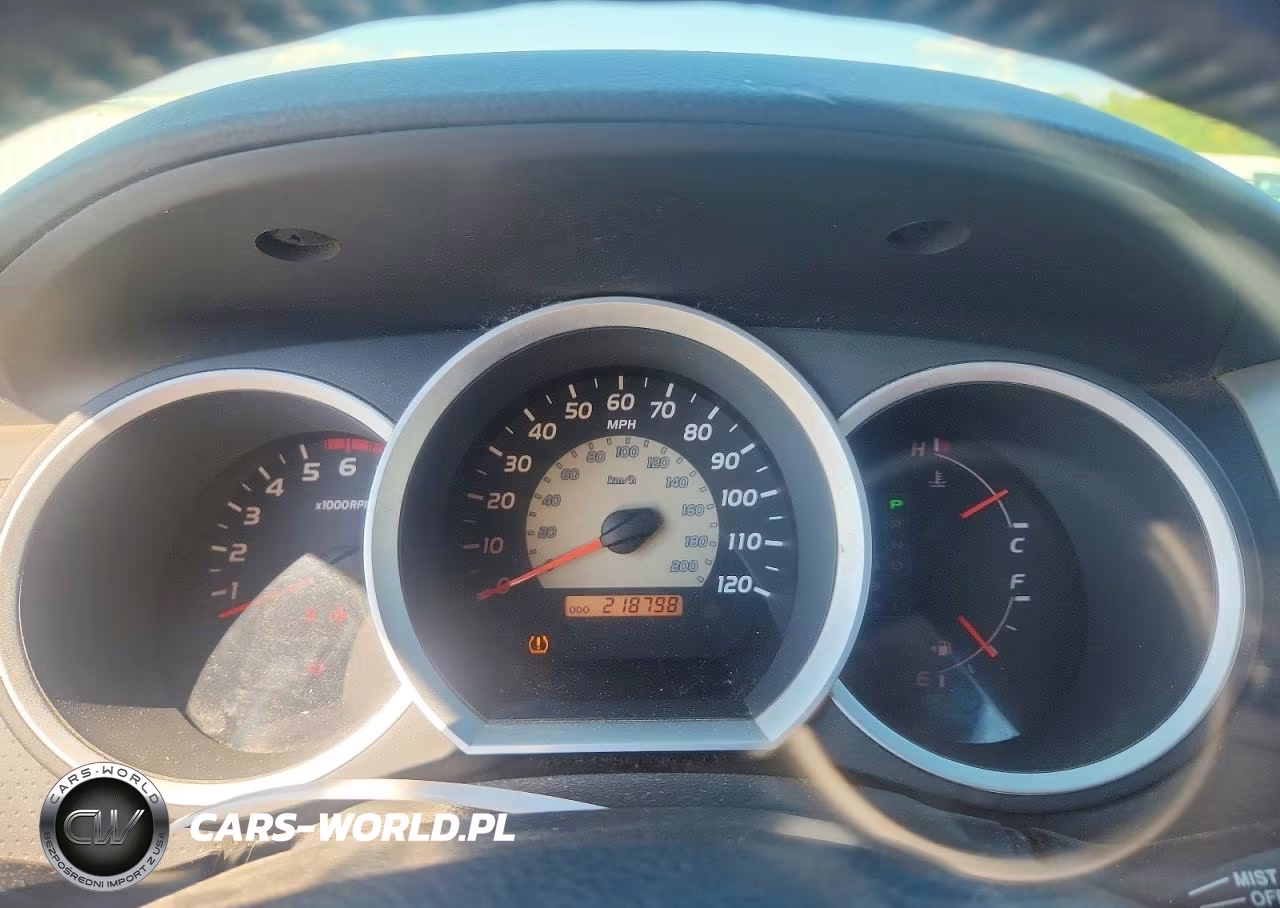 2006 Toyota Tacoma V6 VIN:5TEMU52N56Z160590 - 9