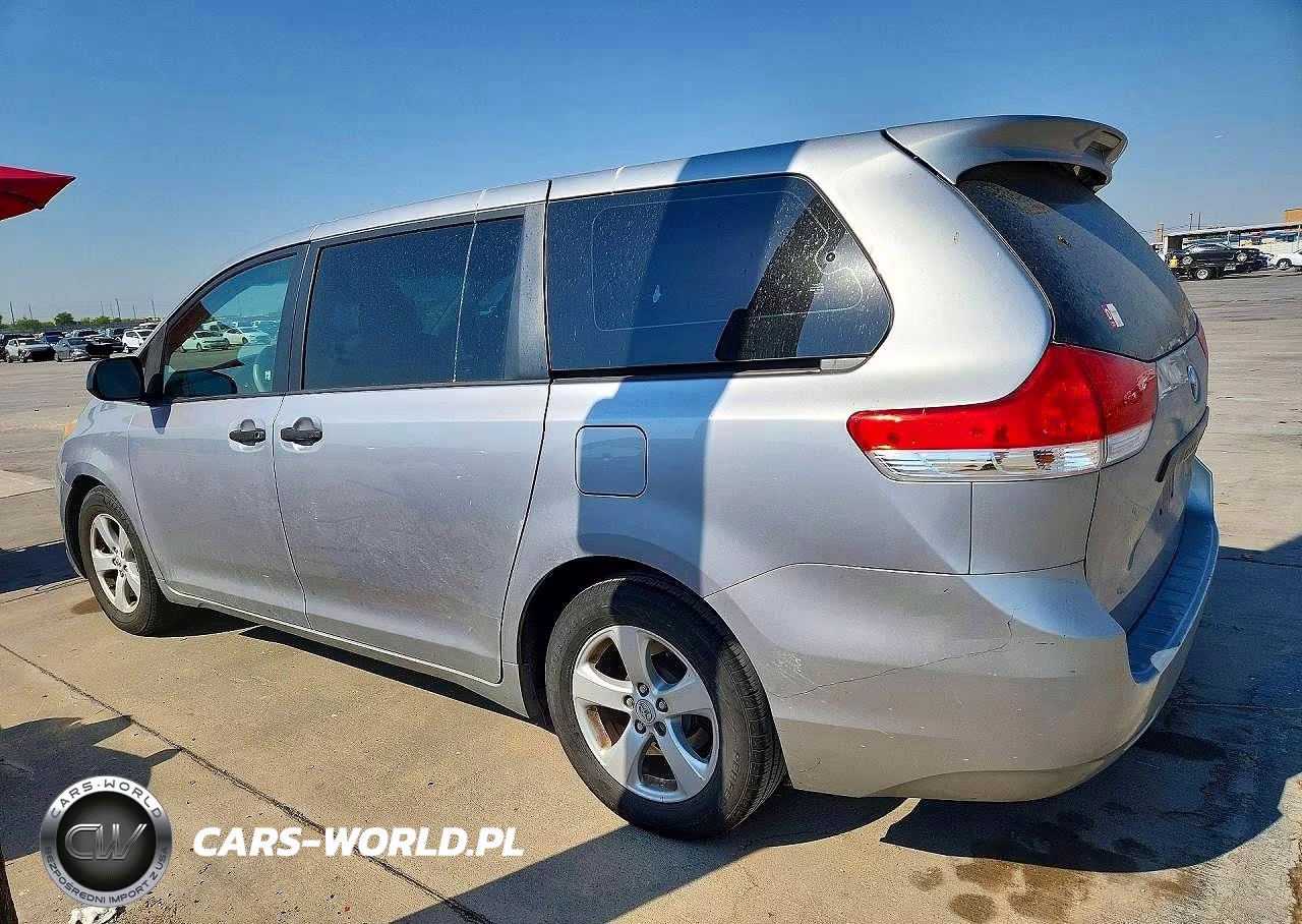 2012 Toyota Sienna Base 7-Passenger VIN:5TDZK3DC0CS199995 - 2