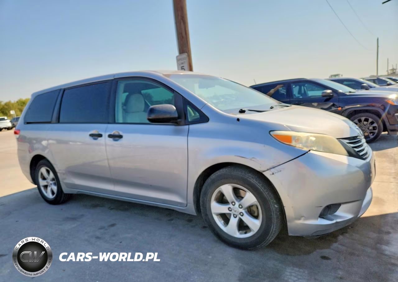 2012 Toyota Sienna Base 7-Passenger VIN:5TDZK3DC0CS199995 - 4