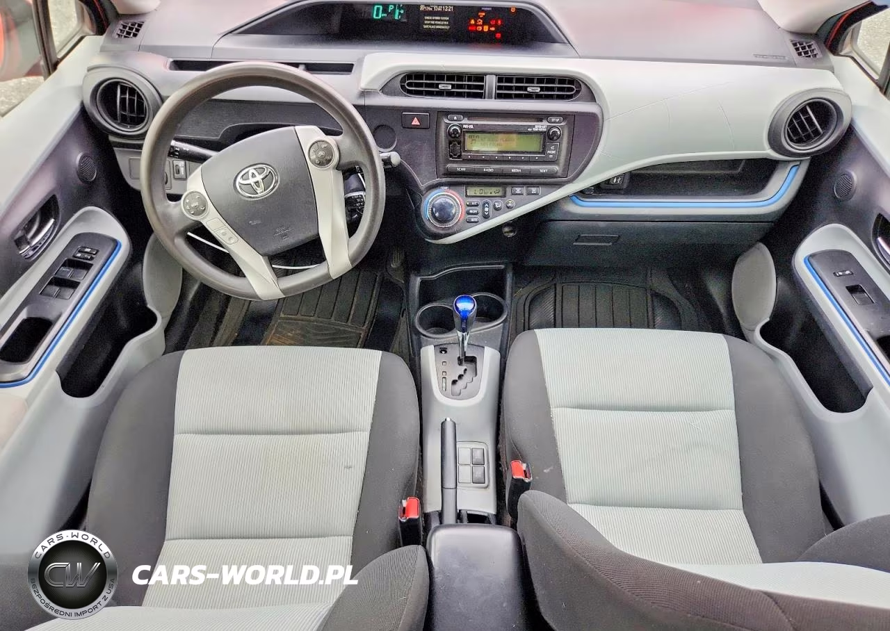 2012 Toyota Prius C Two VIN:JTDKDTB3XC1030448 - 8