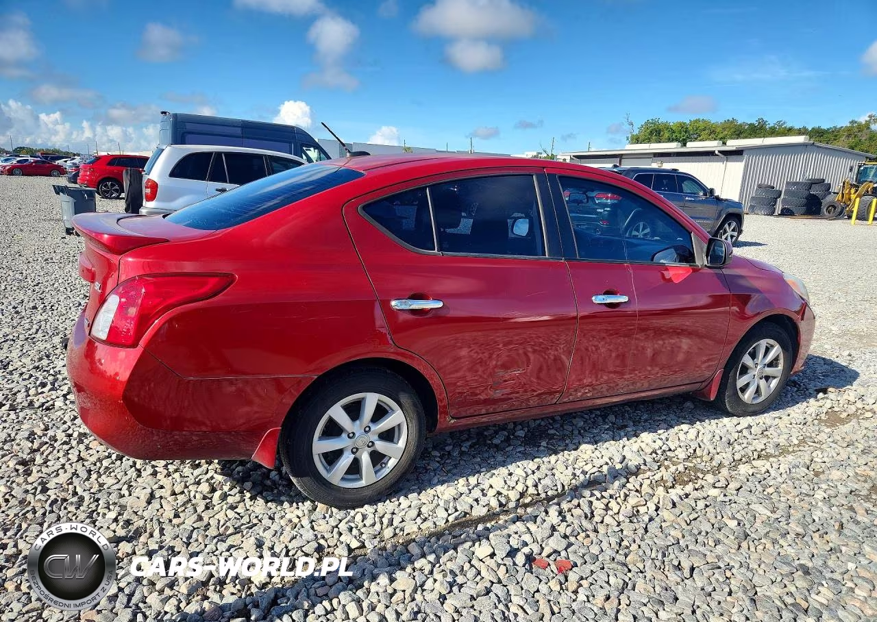 2013 Nissan Versa 1.6 S VIN:3N1CN7AP1DL863839 - 3