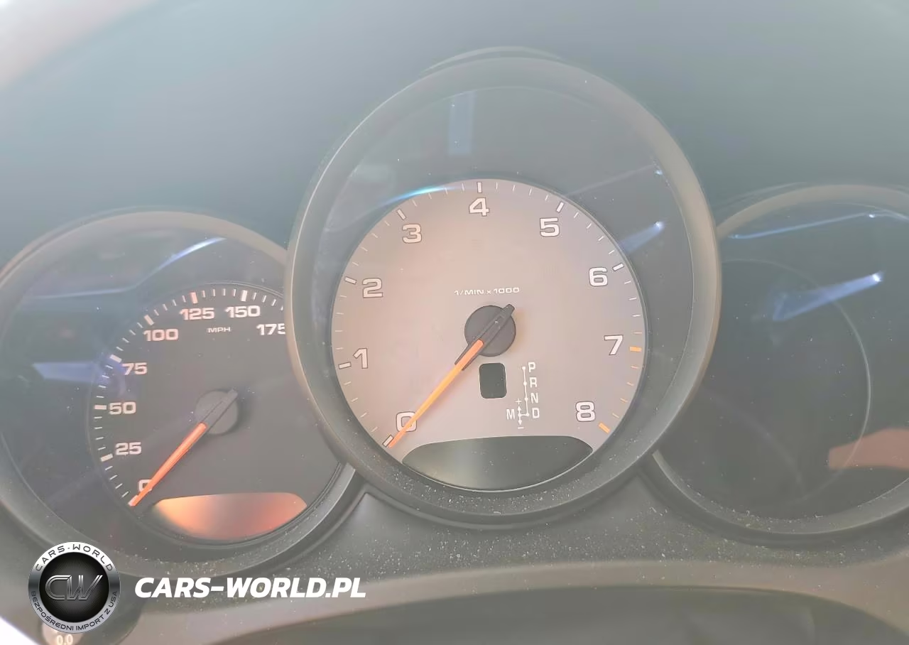 2017 Porsche Macan S VIN:WP1AB2A52HLB12764 - 10