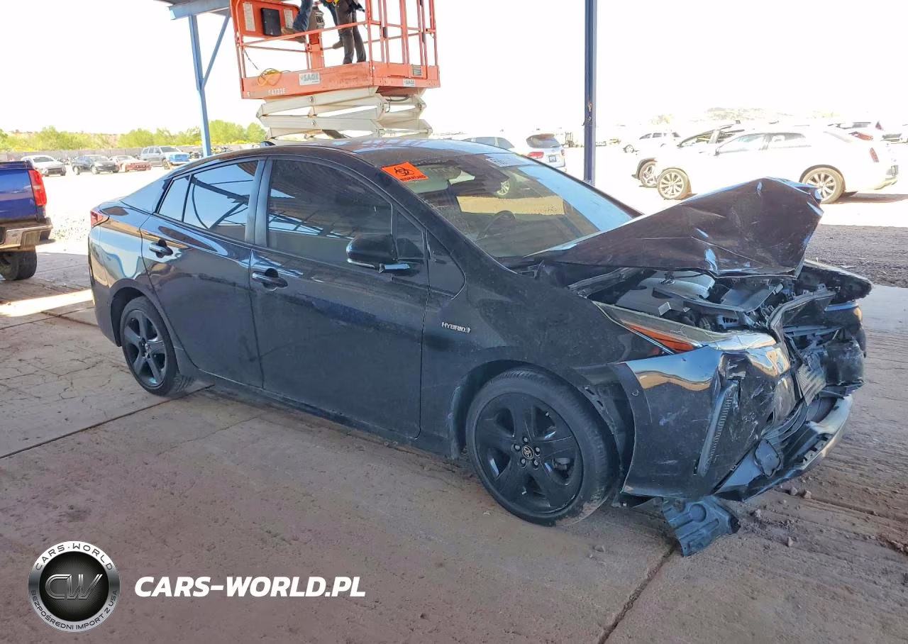 2020 Toyota Prius Xle VIN:JTDKARFU0L3113602 - 4