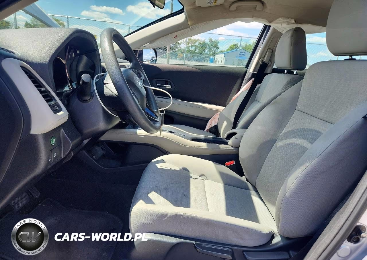 2019 Honda Hr-V Lx VIN:3CZRU6H32KG720373 - 7