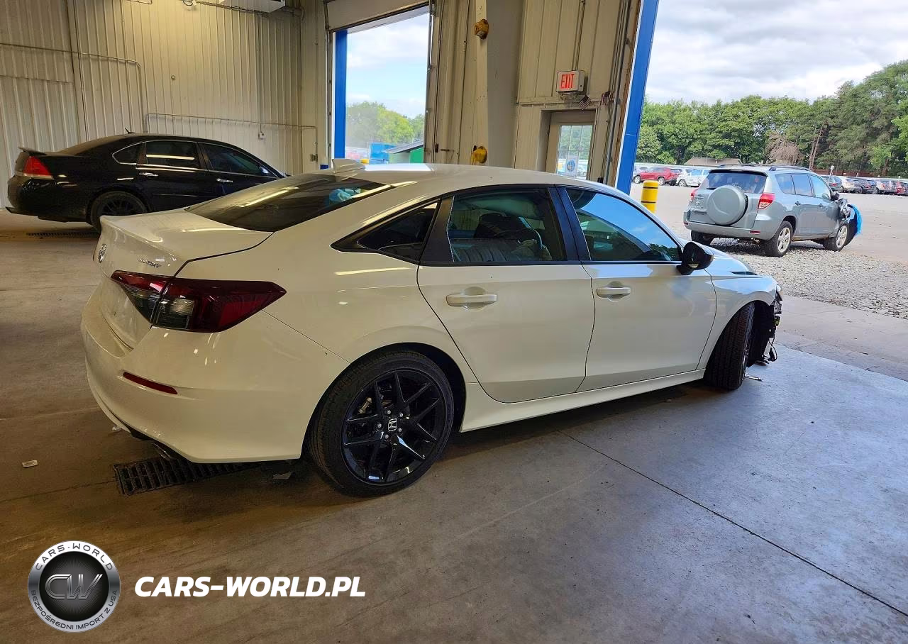 2025 Honda Civic Sport VIN:2HGFE2F50SH604321 - 3