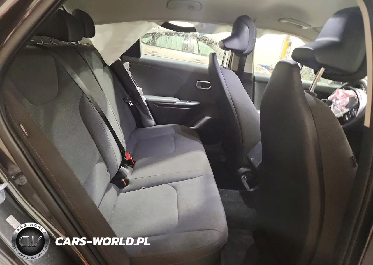 2025 Kia K4 Lxs VIN:3KPFT4DE3SE060072 - 10
