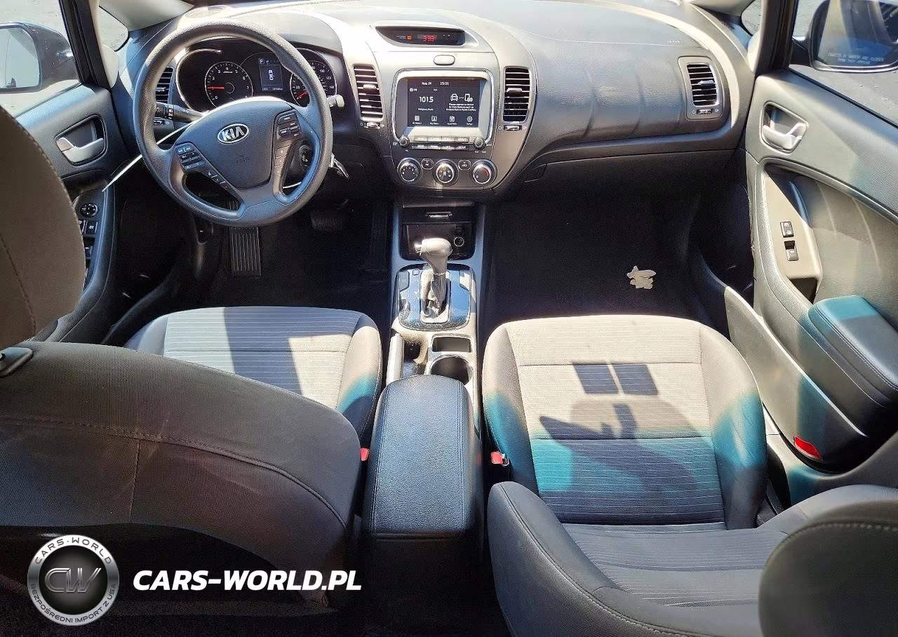2018 Kia Forte Lx VIN:3KPFL4A7XJE194422 - 8