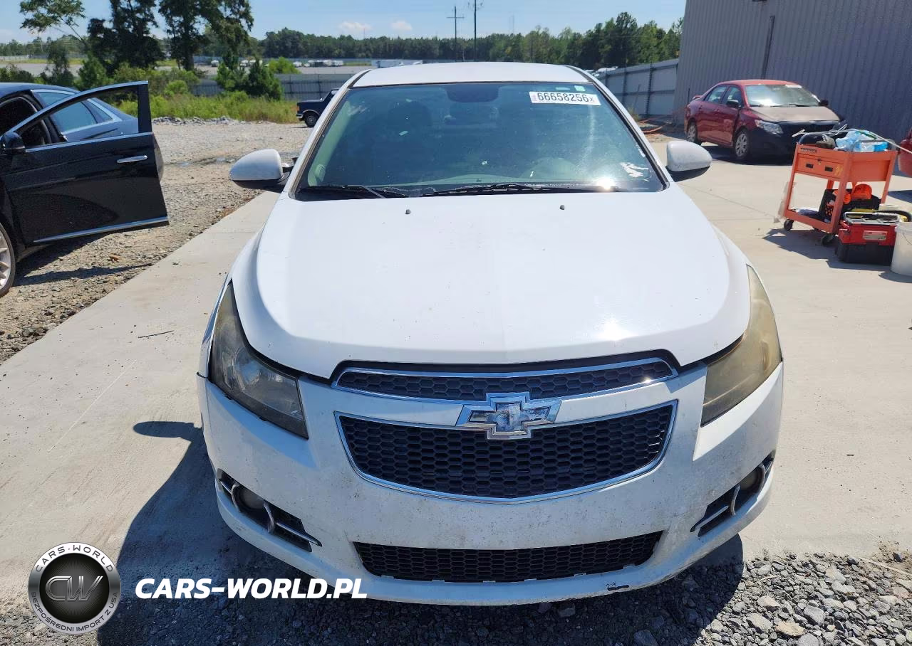 2013 Chevrolet Cruze Lt VIN:1G1PC5SB6D7281342 - 5