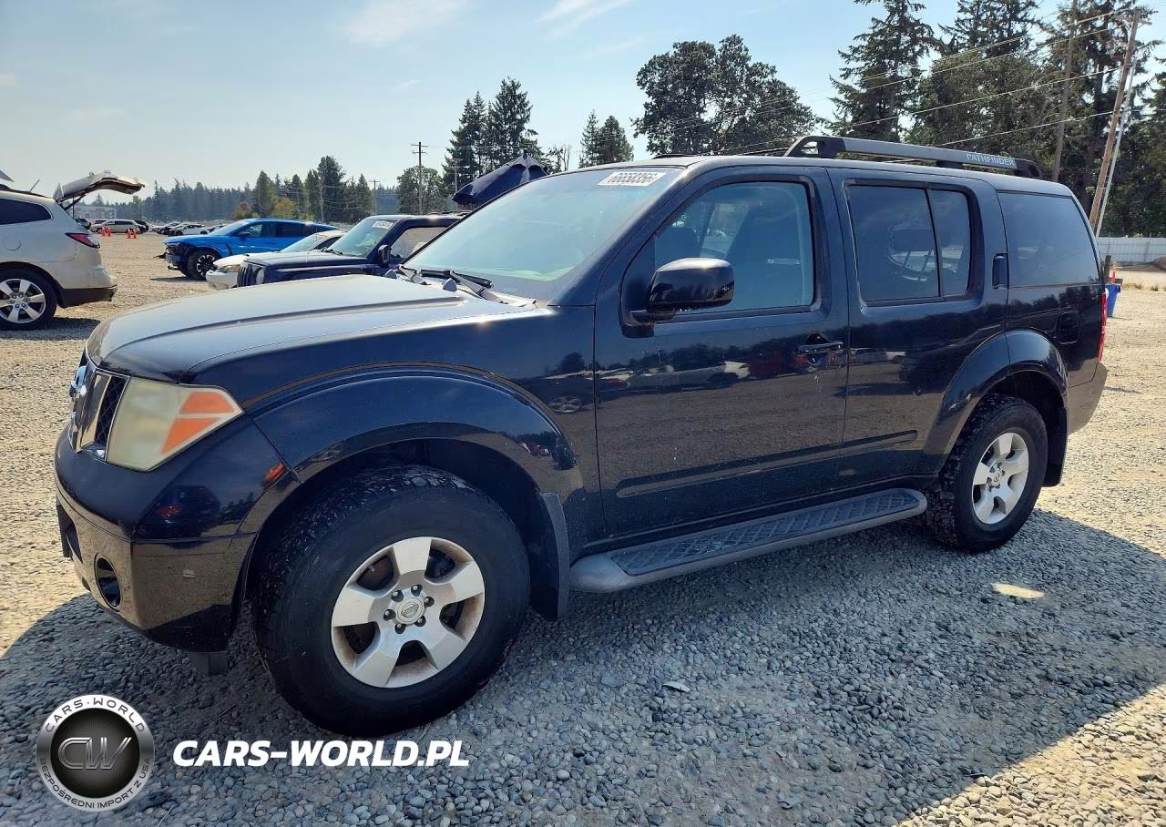 2005 Nissan Pathfinder Xe