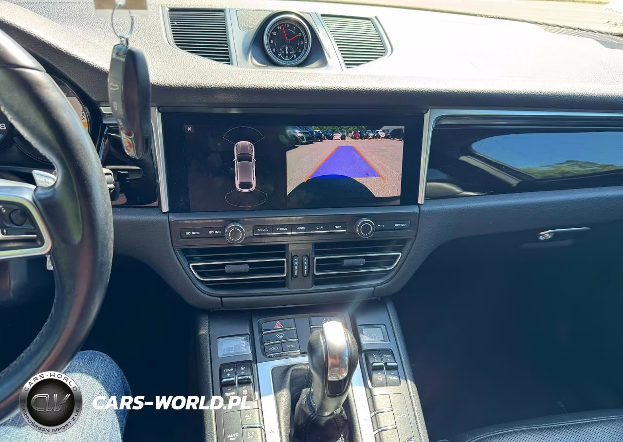2020 Porsche Macan VIN:WP1AA2A58LLB08410 - 10