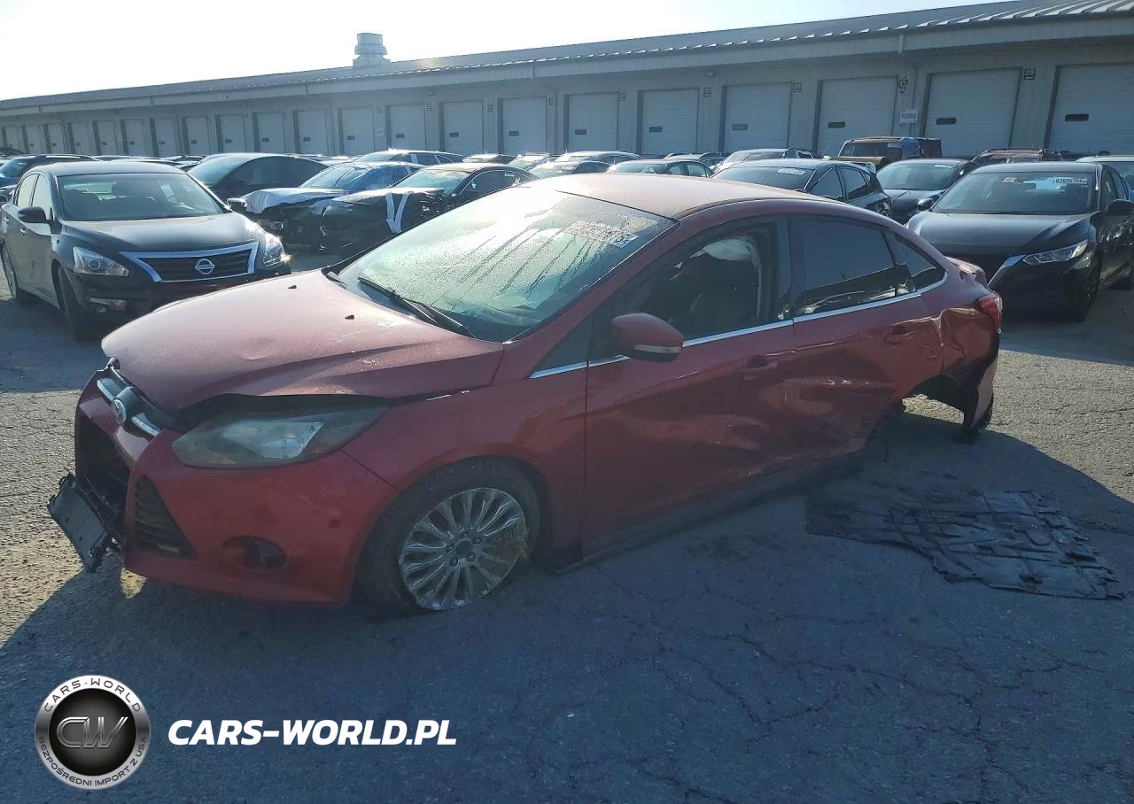 2012 Ford Focus Titanium VIN:1FAHP3J29CL167076 - 1