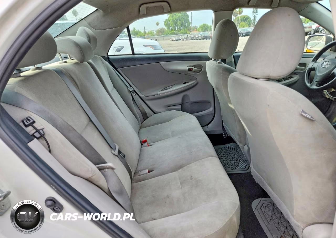2013 Toyota Corolla L VIN:5YFBU4EE2DP131614 - 10