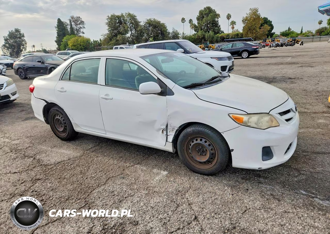 2013 Toyota Corolla L VIN:5YFBU4EE2DP131614 - 4