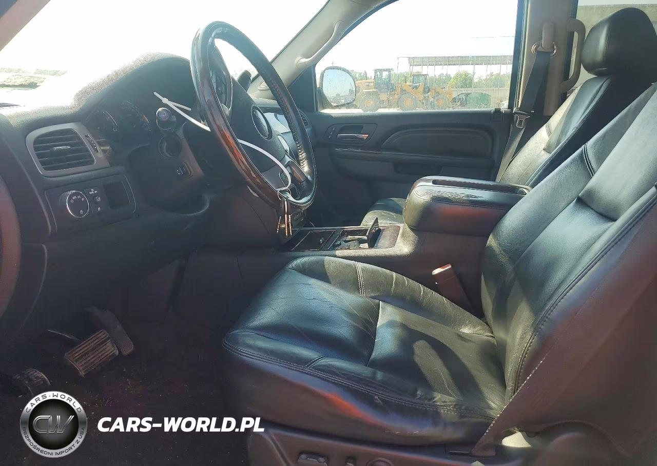 2010 GMC Yukon Denali VIN:1GKUKEEF1AR288232 - 7
