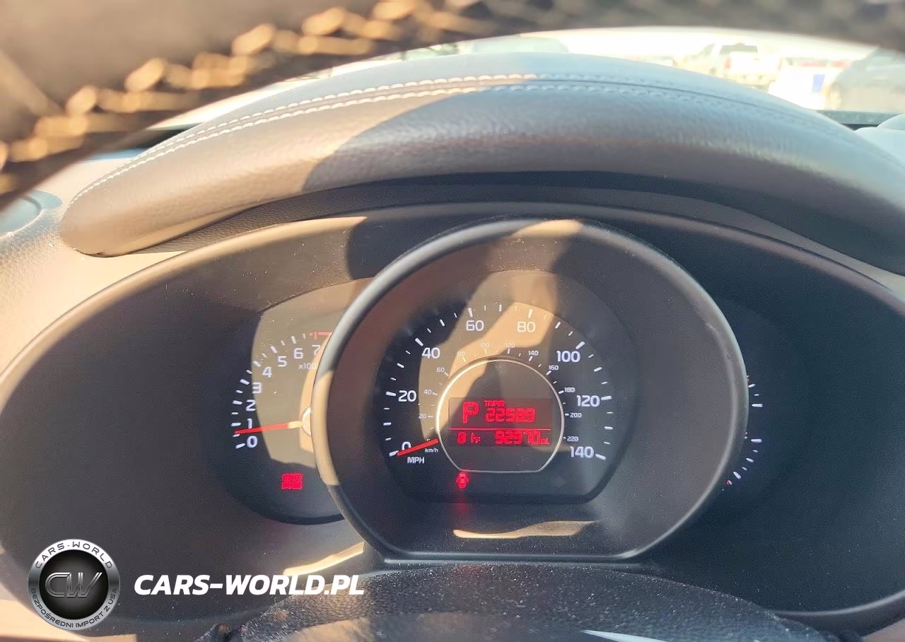 2017 Kia Soul + VIN:KNDJP3A56H7463873 - 9