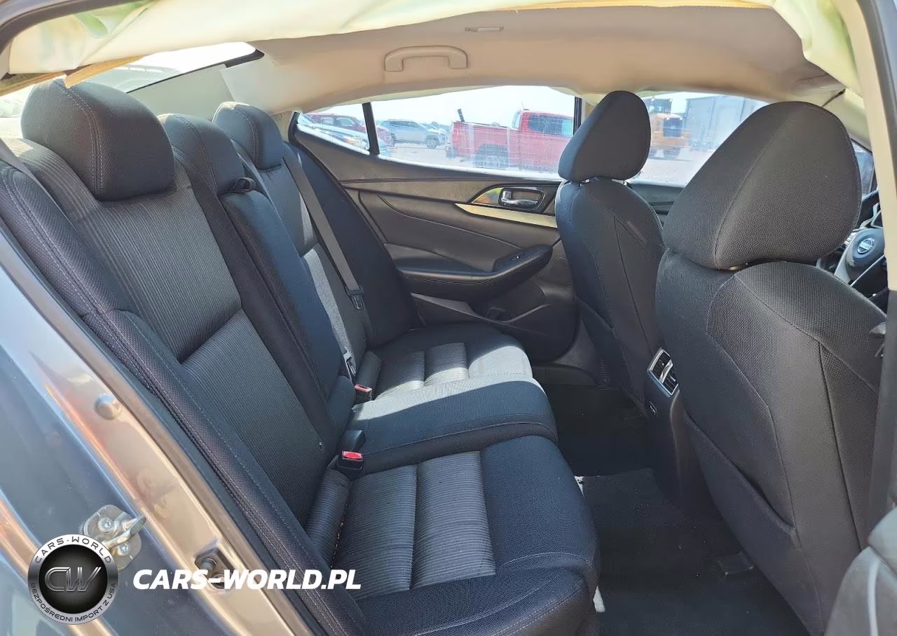 2018 Nissan Maxima 3.5 S VIN:1N4AA6AP0JC382519 - 10