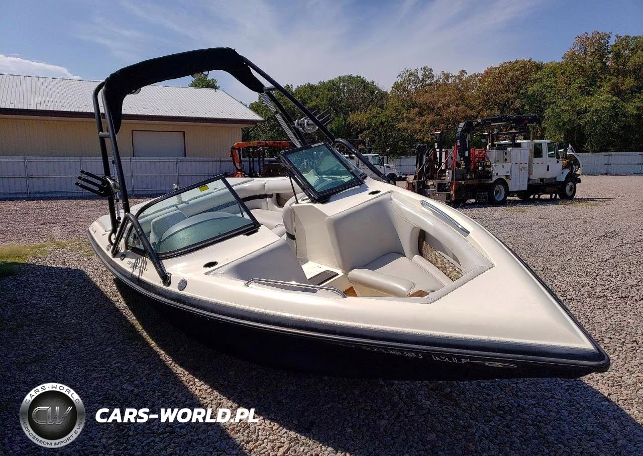2002 Centurion Boats Elite Vdrive - Boat