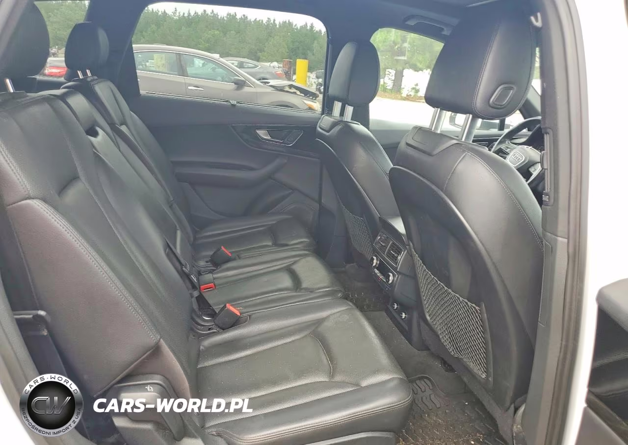 2019 Audi Q7 Premium Plus VIN:WA1LAAF79KD047215 - 10