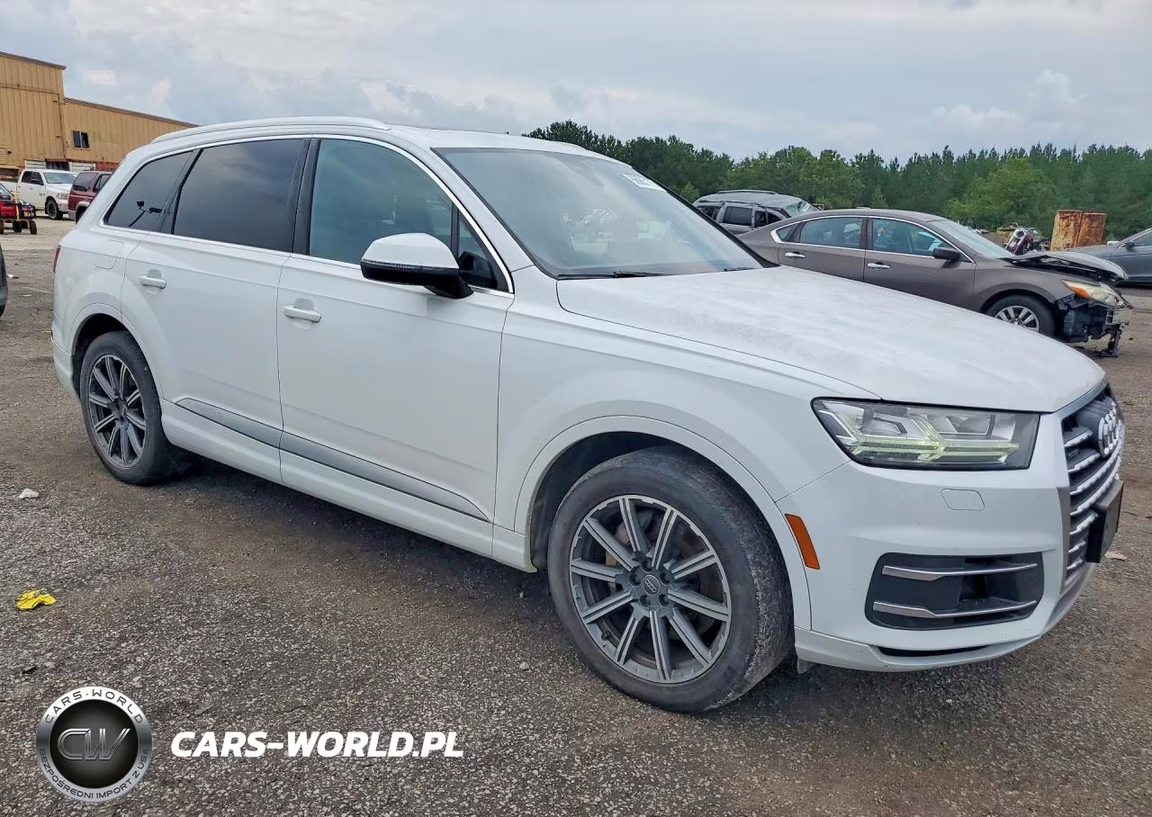 2019 Audi Q7 Premium Plus VIN:WA1LAAF79KD047215 - 4