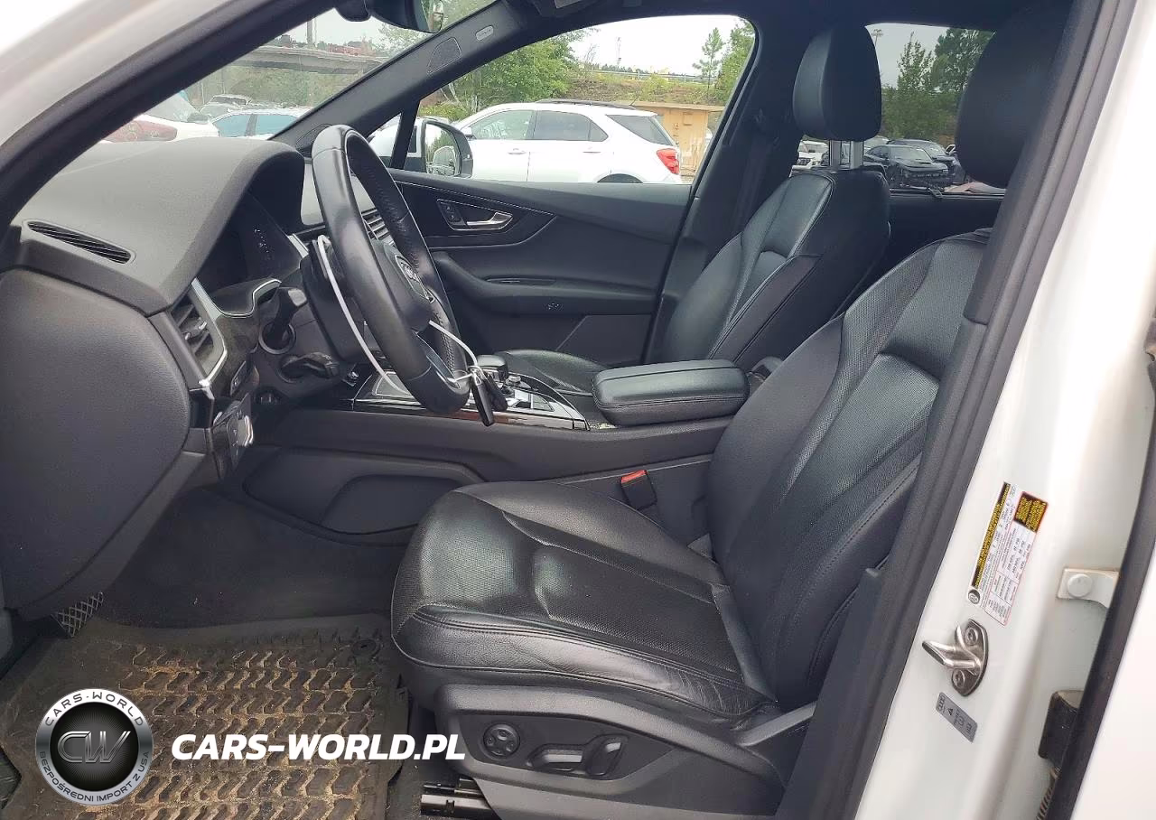 2019 Audi Q7 Premium Plus VIN:WA1LAAF79KD047215 - 7