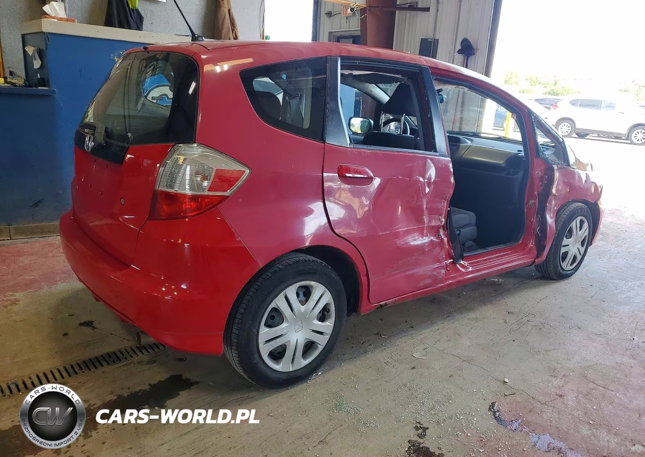 2009 Honda Fit VIN:JHMGE88239S058088 - 3