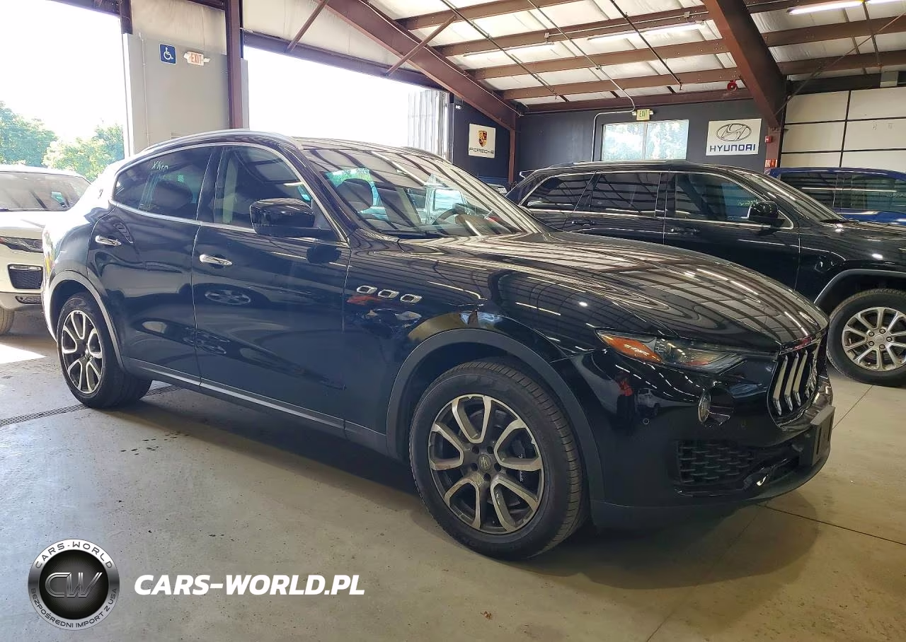 2017 Maserati Levante S VIN:ZN661YUA4HX241280 - 4