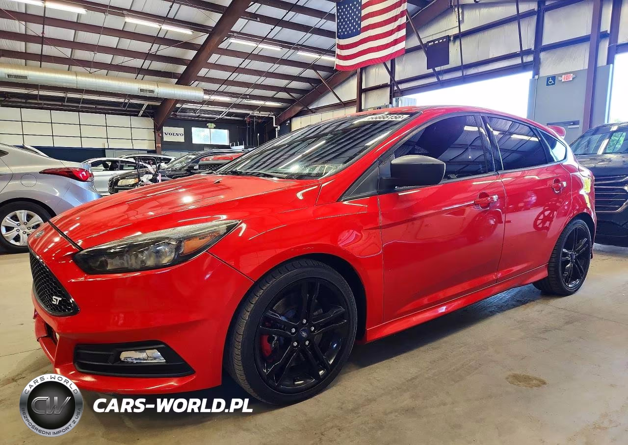 2017 Ford Focus St – zdjęcie 1 z 12