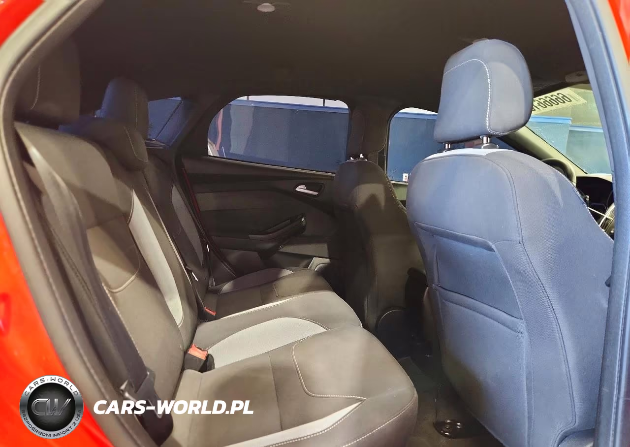 2017 Ford Focus St VIN:1FADP3L93HL218328 - 10