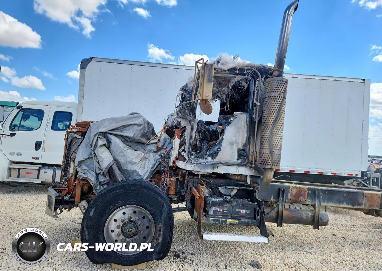 2006 Kenworth Construction T800 VIN:1NKDLB0X76J120073 - 11