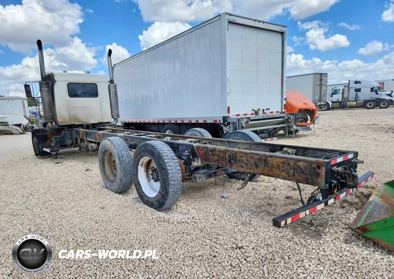 2006 Kenworth Construction T800 VIN:1NKDLB0X76J120073 - 2