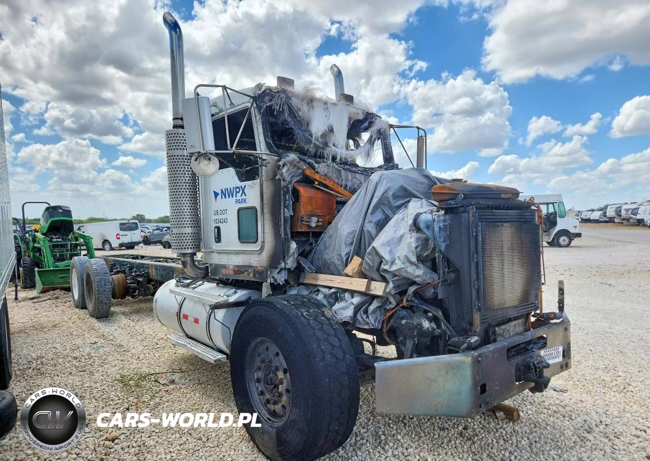 2006 Kenworth Construction T800 VIN:1NKDLB0X76J120073 - 4