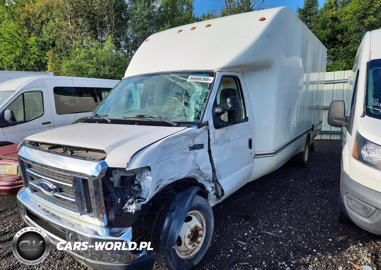 2018 Ford Econoline E350 Delivery Van