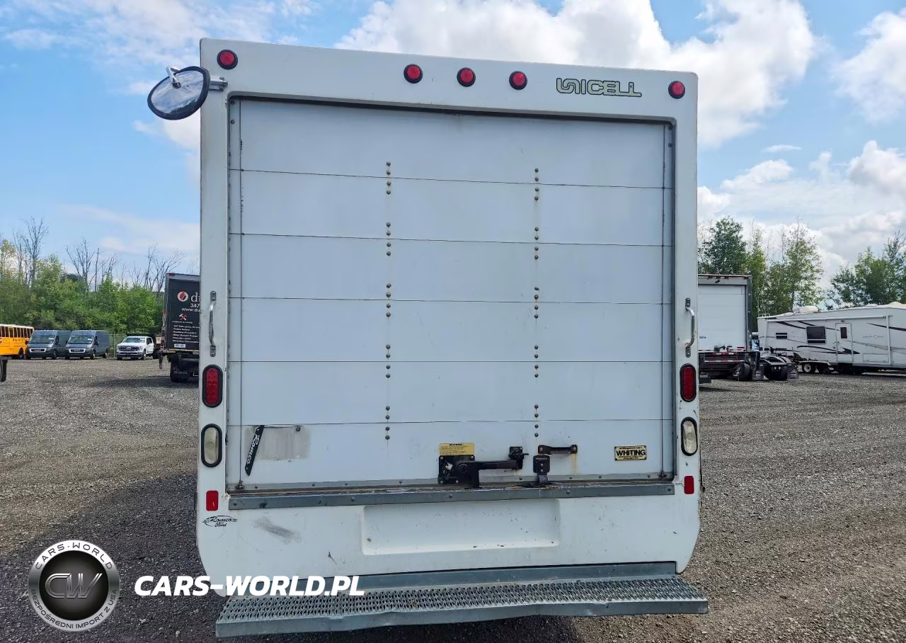 2018 Ford Econoline E350 Delivery Van VIN:1FDWE3FS3JDC03945 - 6