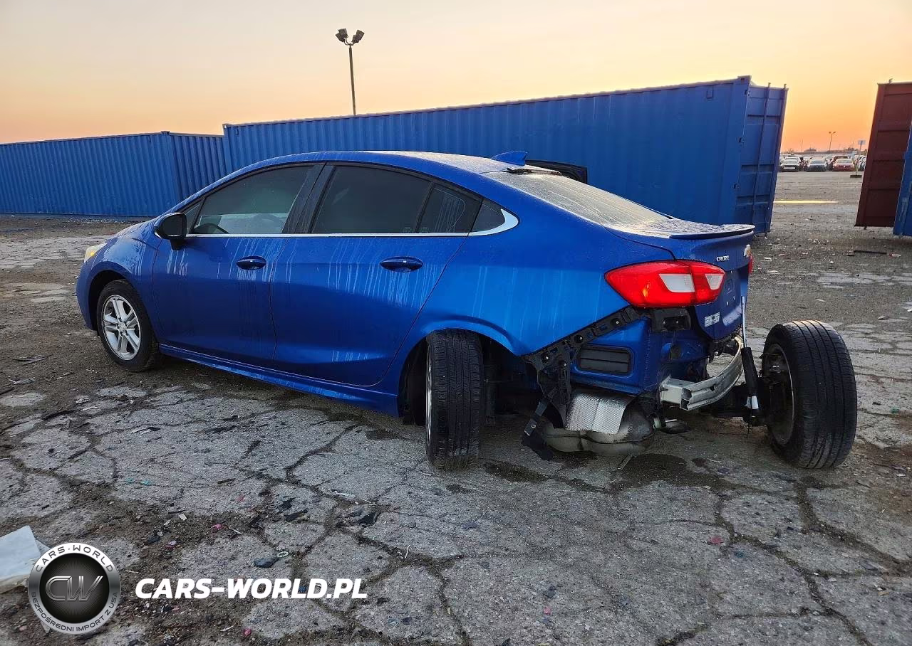 2017 Chevrolet Cruze Lt VIN:1G1BE5SM8H7234812 - 2