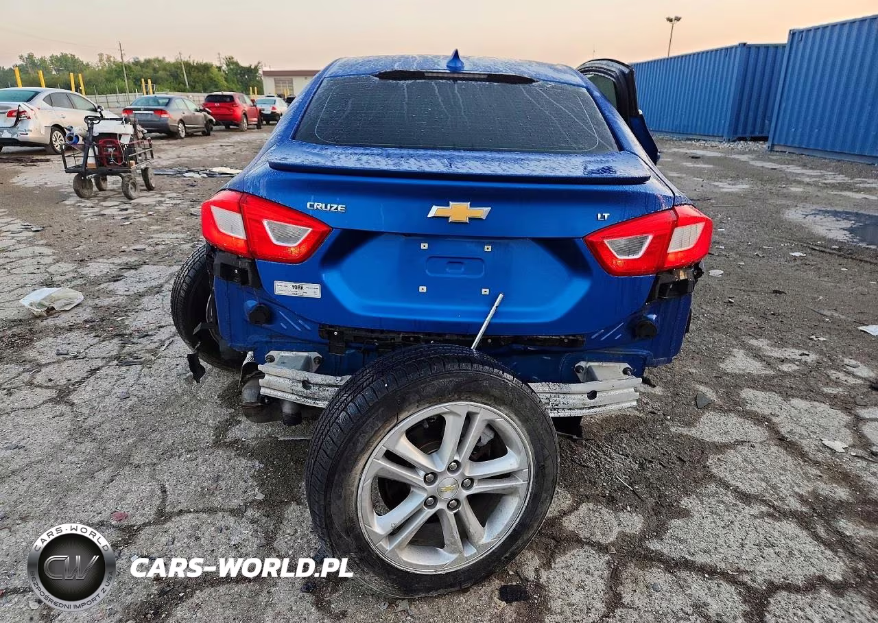 2017 Chevrolet Cruze Lt VIN:1G1BE5SM8H7234812 - 6