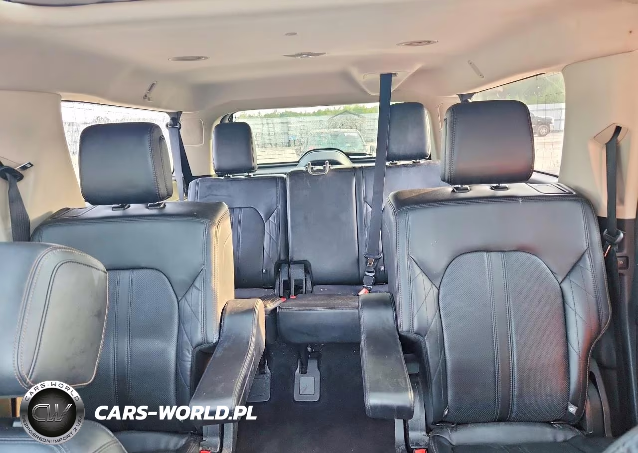 2018 Ford Expedition Max Platinum VIN:1FMJK1MT8JEA09456 - 10
