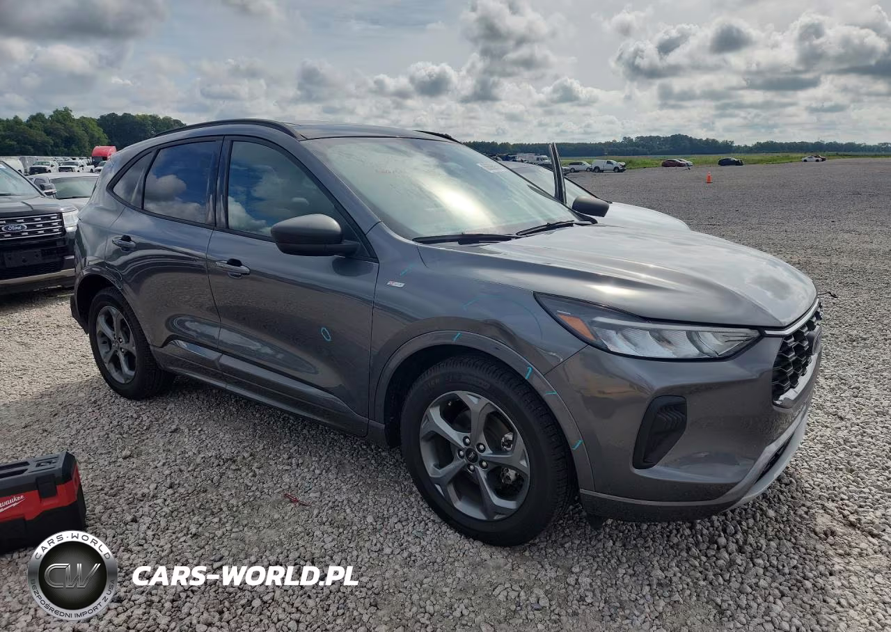 2023 Ford Escape St Line VIN:1FMCU0MN4PUB37402 - 4