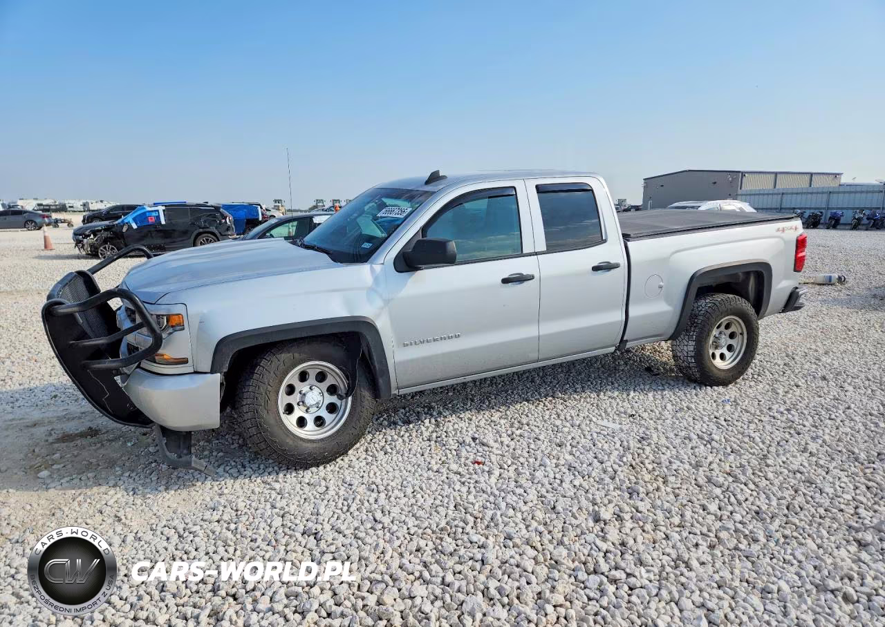 2017 Chevrolet Silverado K1500 Custom – zdjęcie 1 z 12