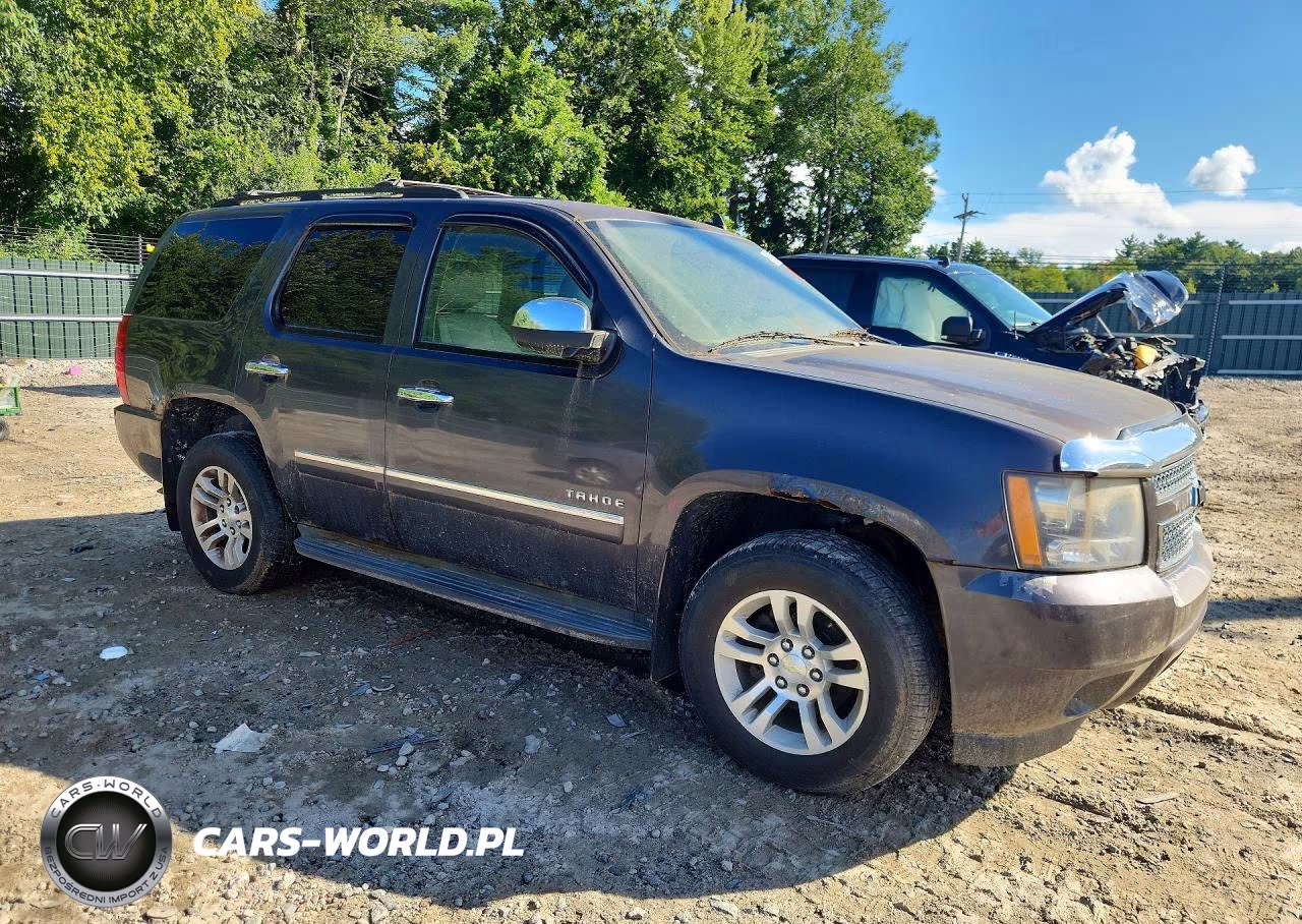 2010 Chevrolet Tahoe K1500 Ltz VIN:1GNUKCE02AR140769 - 4