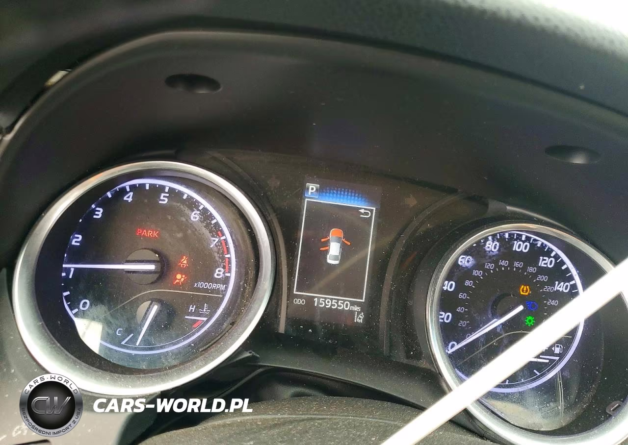 2018 Toyota Camry Se VIN:4T1B11HK2JU075628 - 9