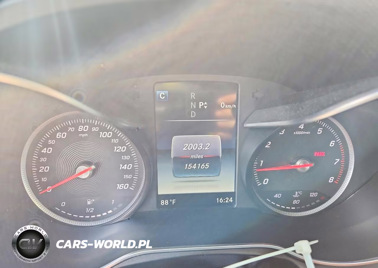 2017 Mercedes-Benz C 300 4Matic VIN:55SWF4KB2HU220217 - 9