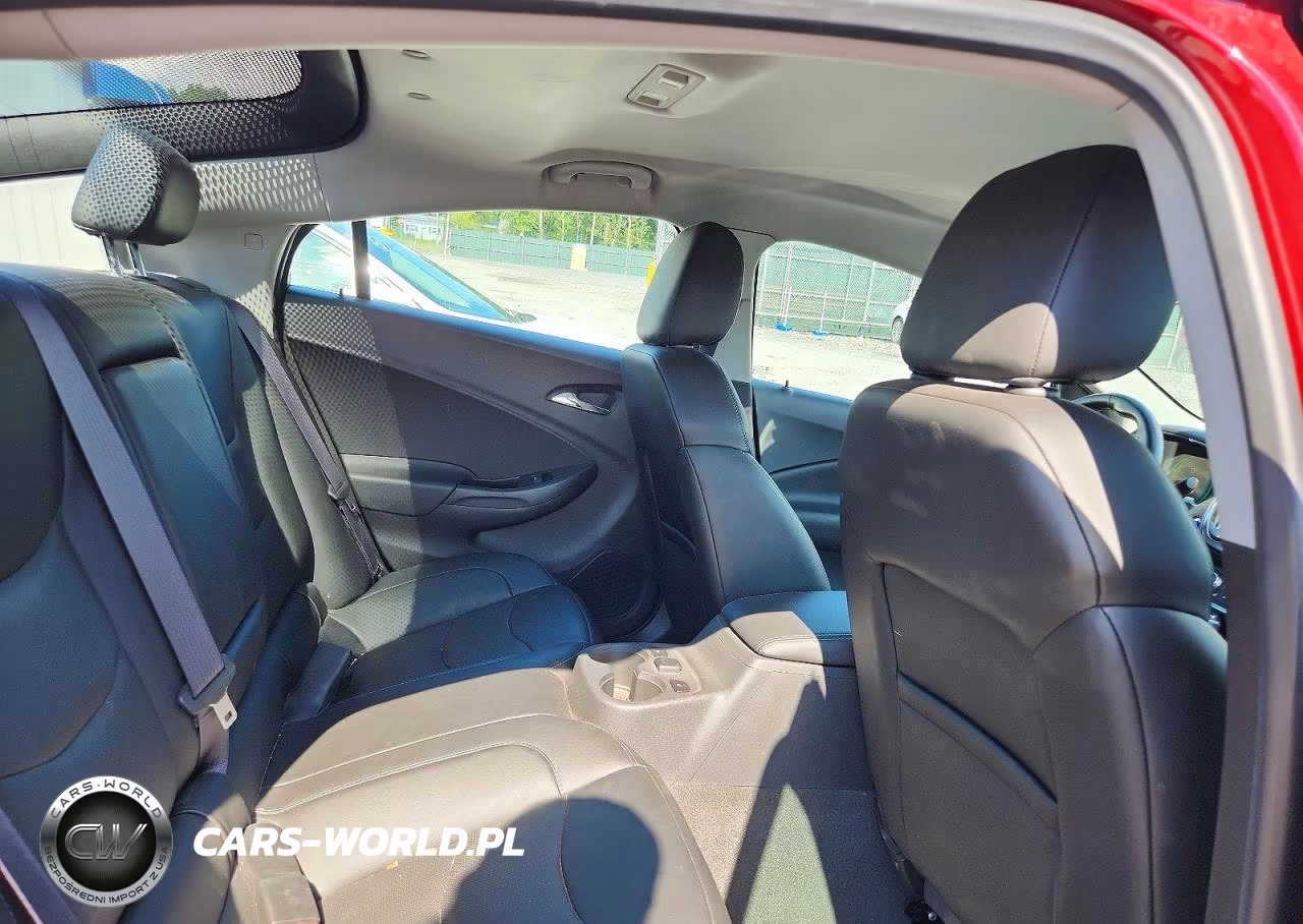 2017 Chevrolet Volt Premier VIN:1G1RB6S55HU112402 - 10
