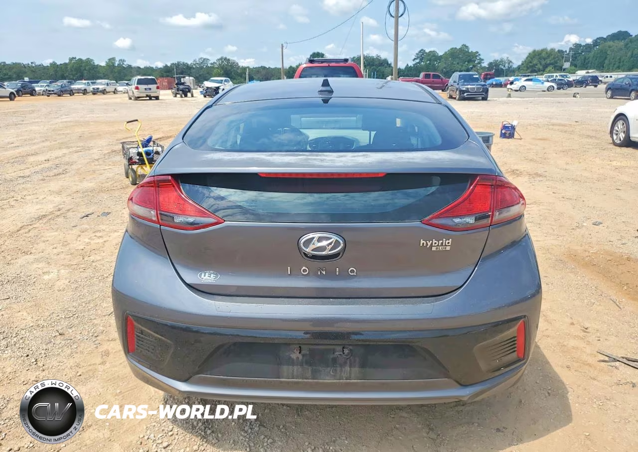2017 Hyundai Ioniq Blue VIN:KMHC65LCXHU024014 - 6
