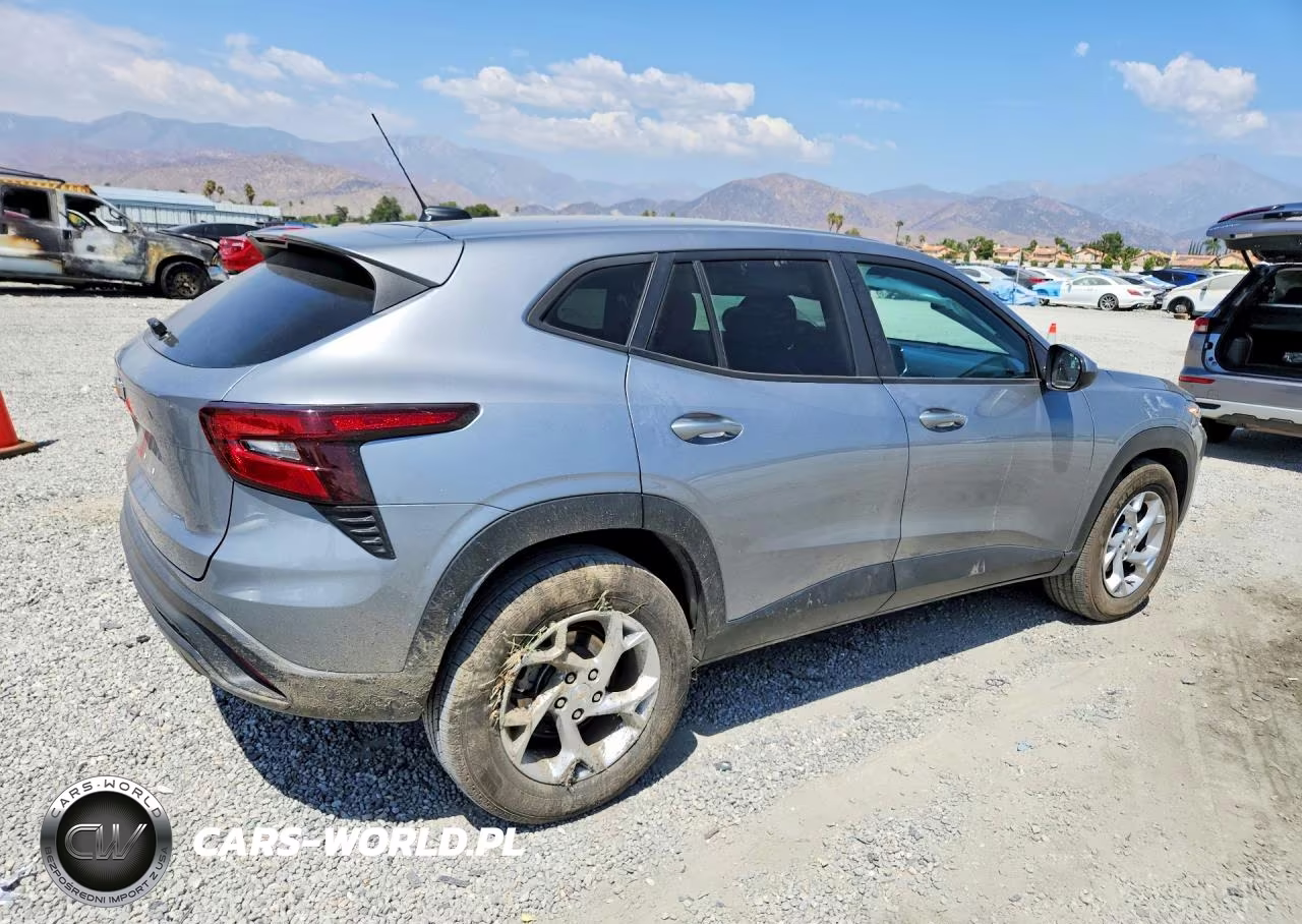 2024 Chevrolet Trax Ls VIN:KL77LFE25RC078723 - 3