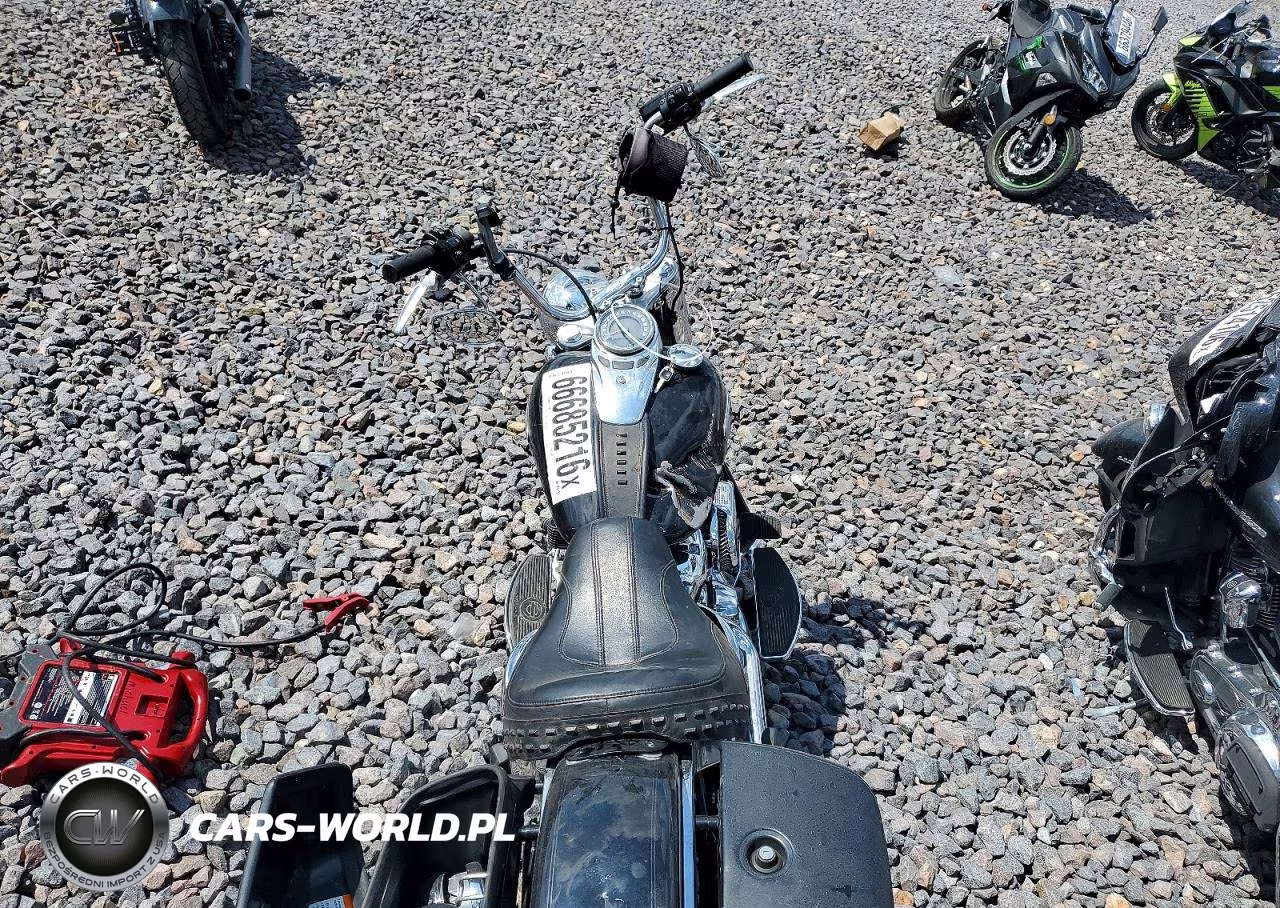 2022 Harley-Davidson Flhcs VIN:1HD1YBK1XNB034682 - 6