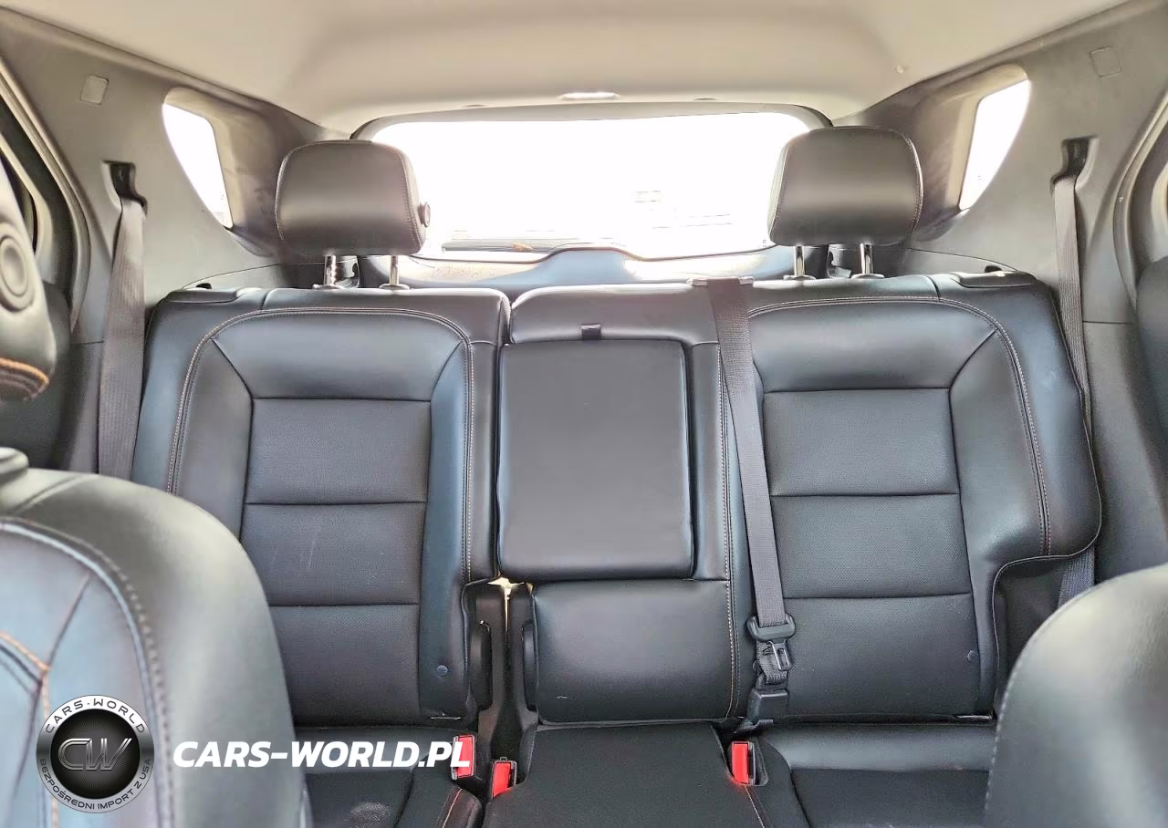 2018 Chevrolet Equinox Premier VIN:3GNAXMEV1JS588813 - 10
